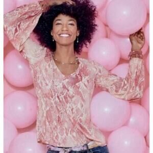 Cabi Bethany Snake Print Blouse Women’s Size M Lantern Sleeves Lightweight 5708